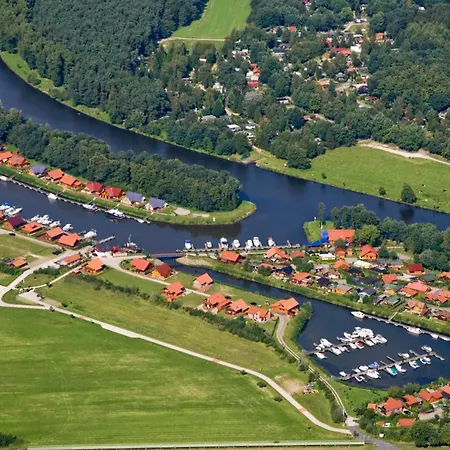 Hausboot Emsblick Сasa de vacaciones *