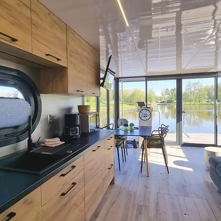 Holiday home Hausboot Emsblick *