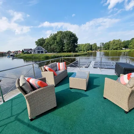 Hausboot Emsblick Casa vacanze *